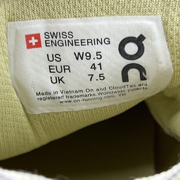 On Running Cloud 5 Shoes Women Size 9.5 Beige Pink Comfort Lightweight Sneakers - Picture 8 of 9